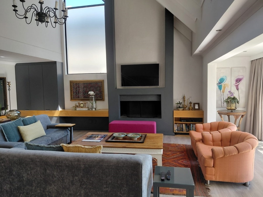 To Let 4 Bedroom Property for Rent in Greenways Golf Estate Western Cape